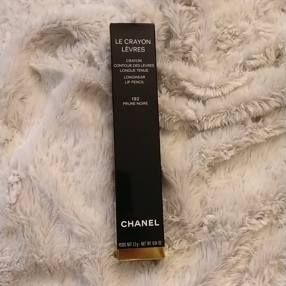 Chanel LE Longwear Lip Liner: 192 Prune Noire ✨NIB✨